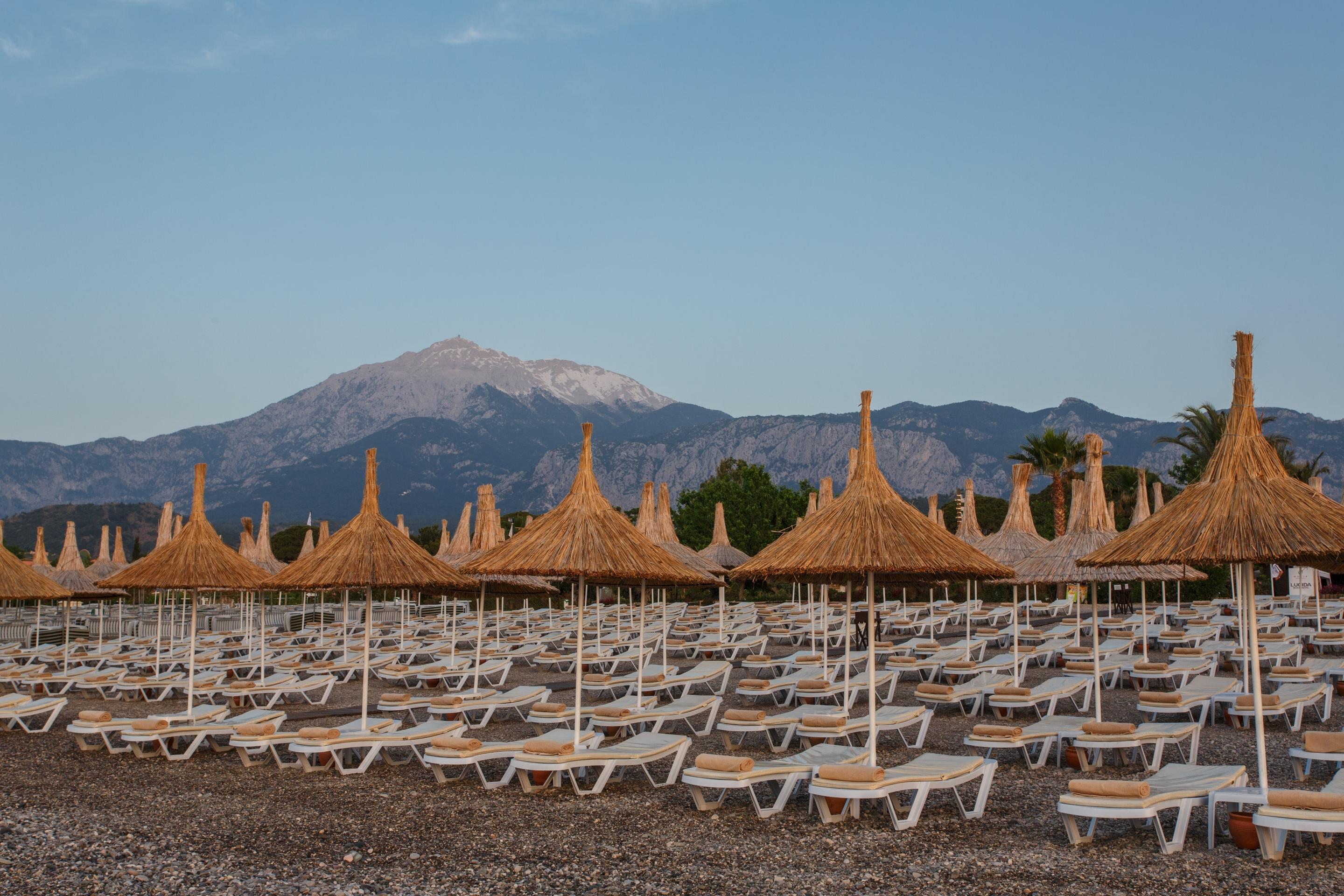 Lucida Beach Hotel Чамьюва Экстерьер фото