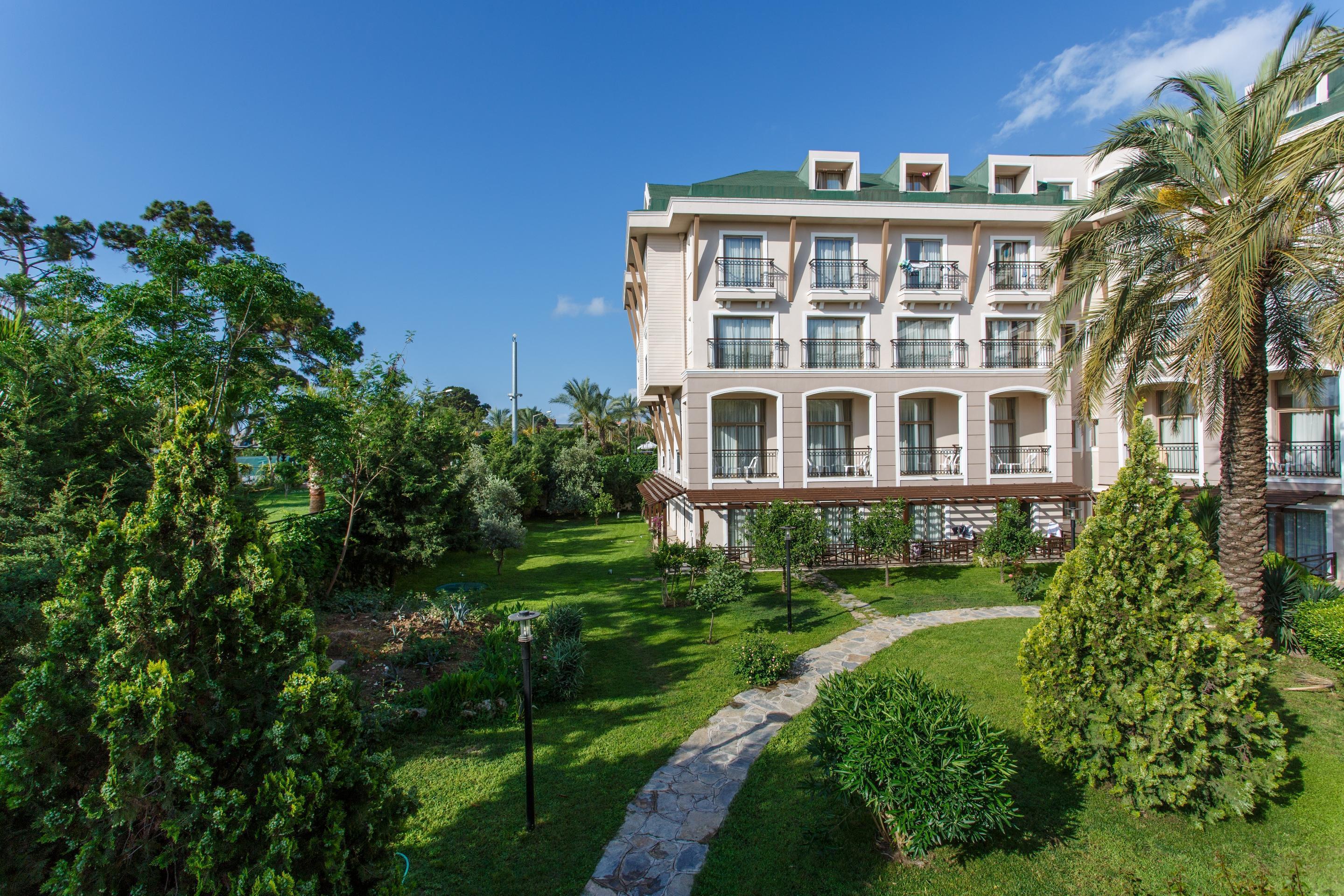 Lucida Beach Hotel Чамьюва Экстерьер фото