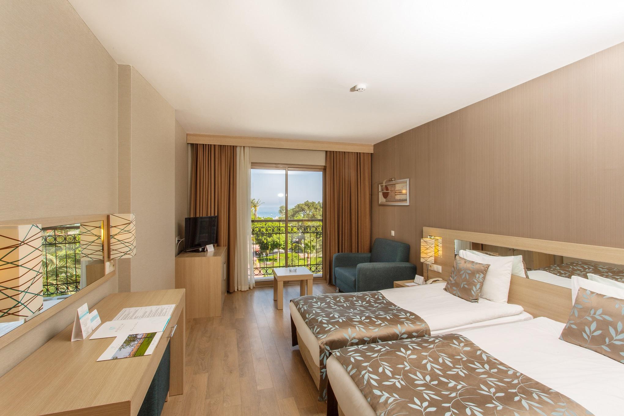 Lucida Beach Hotel Чамьюва Экстерьер фото