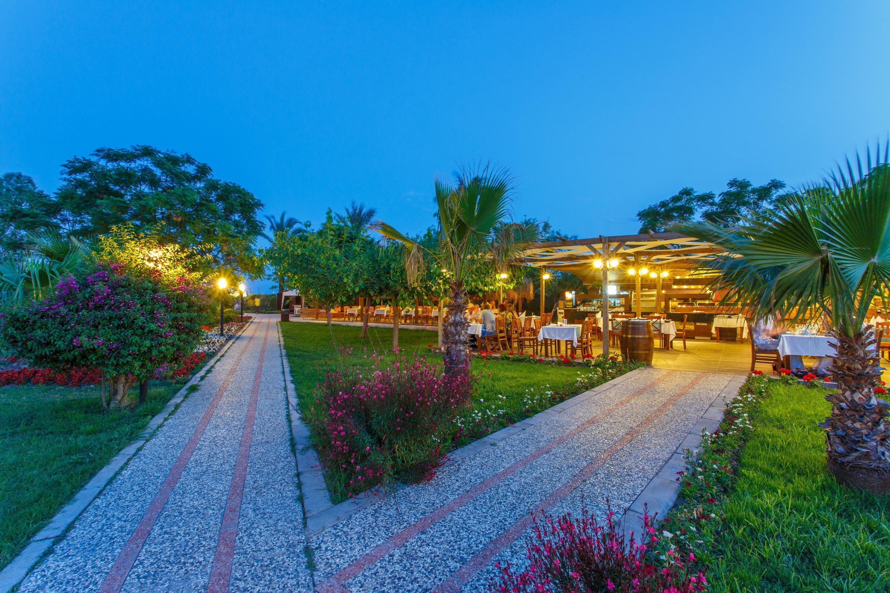 Lucida Beach Hotel Чамьюва Экстерьер фото