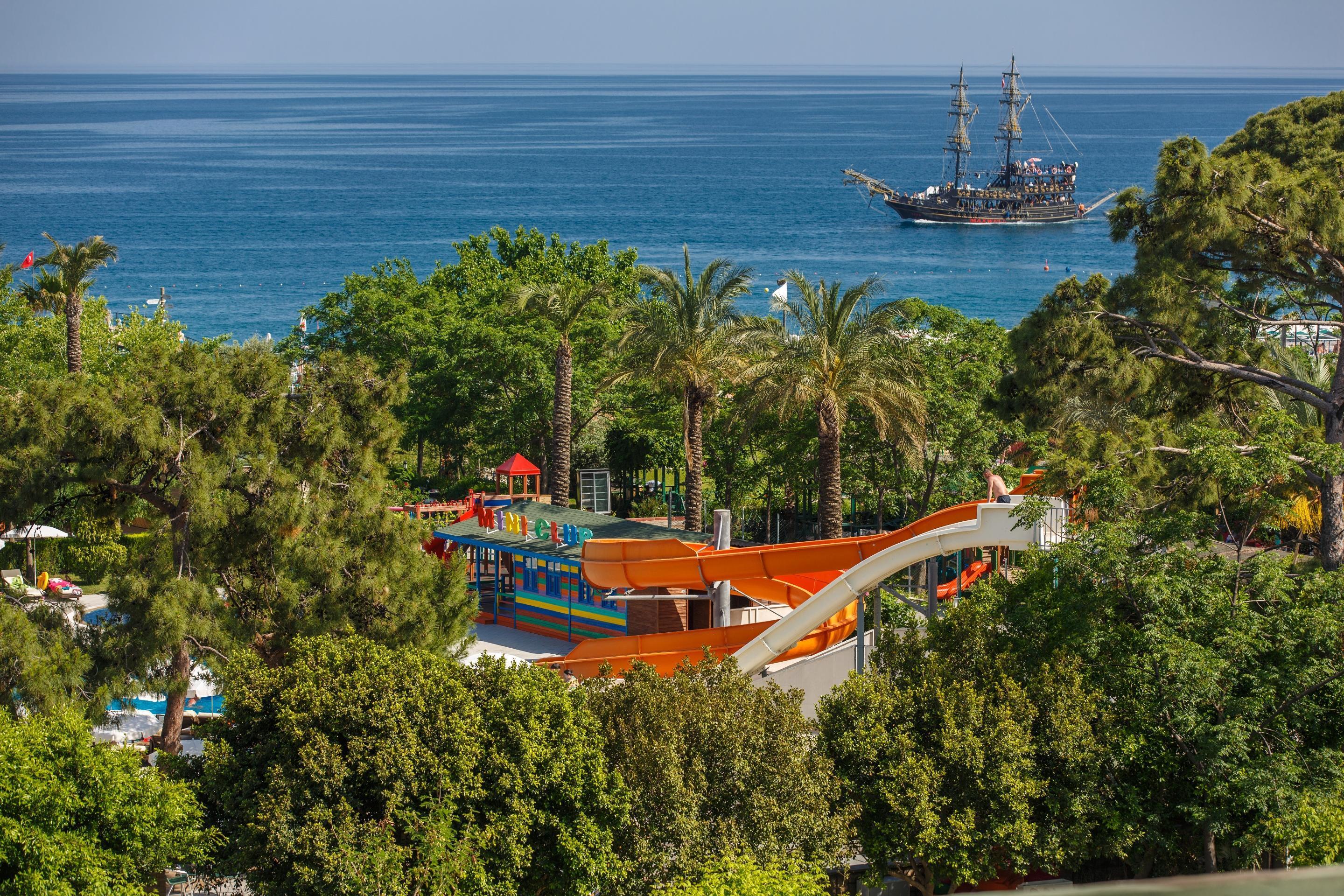 Lucida Beach Hotel Чамьюва Экстерьер фото