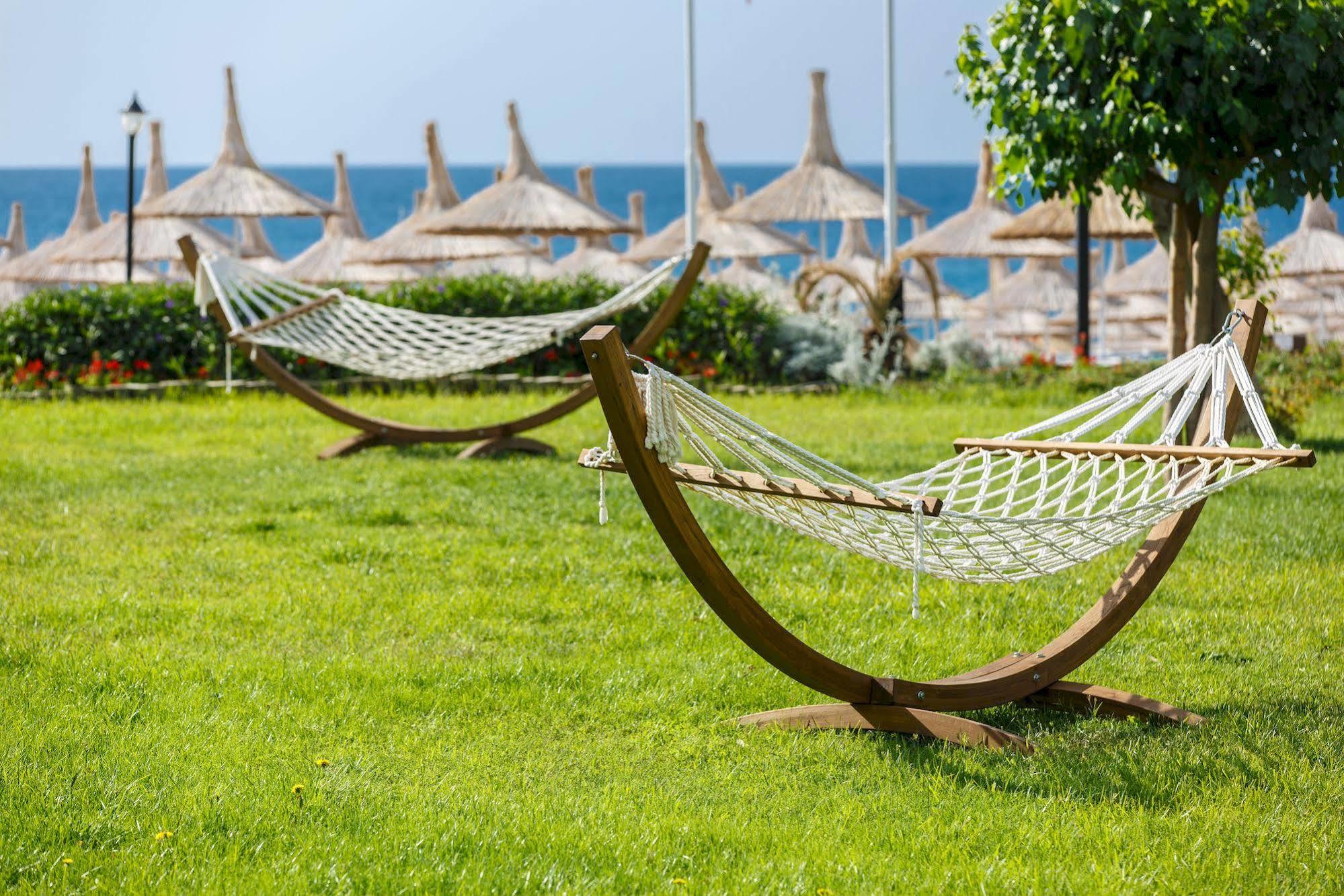 Lucida Beach Hotel Чамьюва Экстерьер фото