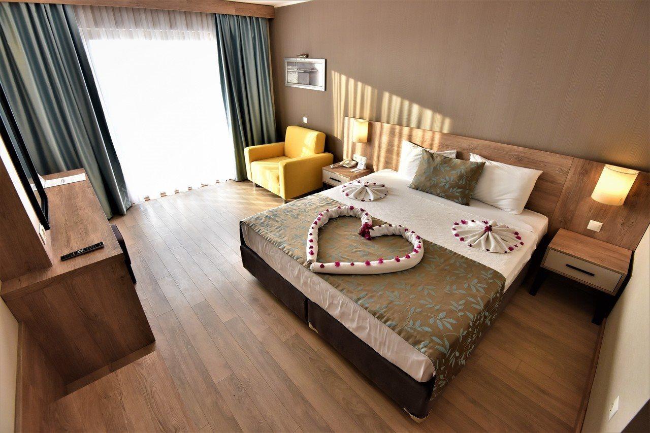 Lucida Beach Hotel Чамьюва Экстерьер фото